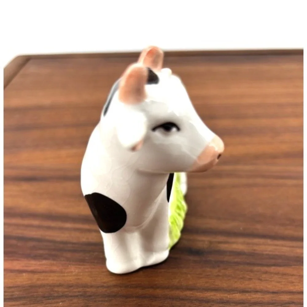 Ceramic Cow Napkin Rings Set of 4 Black & White Farmhouse Country Table Decor